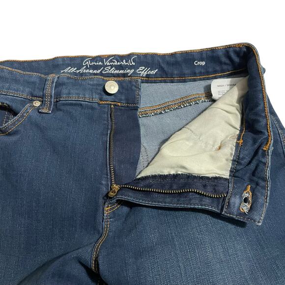 Gloria Vanderbilt Womens Jeans Size 10 Kick Boot Crop Mid Rise Dark Wash Zip Fly - Picture 3 of 14